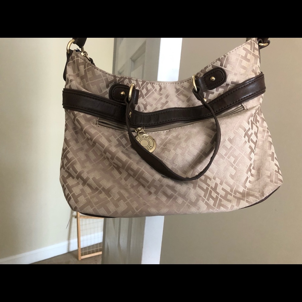 Tommy Hilfiger purse